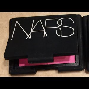 New never used NARS blush-Gaiety